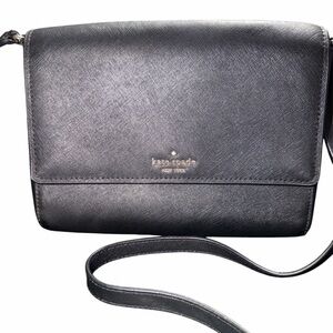 Kate Spade Cove Street Dody Crossbody bag in black saffiano crosshatch leather